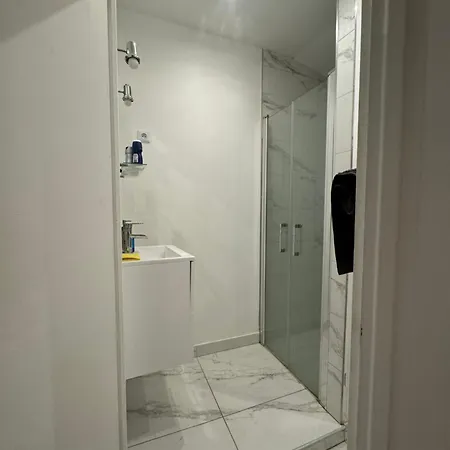 Elegante Et Chaleureuse Apartment *